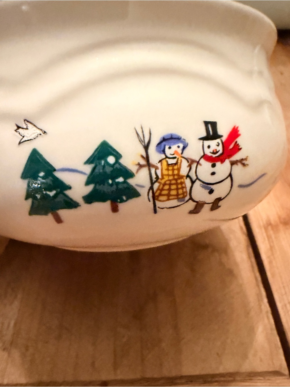 Pfaltzgraff Snow Village Cream Ceramic Holiday Snowman Bowl with Green Rim & Lid - Picture 3 of 16